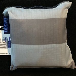 NWT BAGGU SHOPPING KIT x 3 Standard Size Reusable Bags - Discontinued Patterns